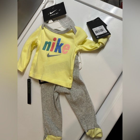 Nike Other - Premie baby size clothes super cute and unique!